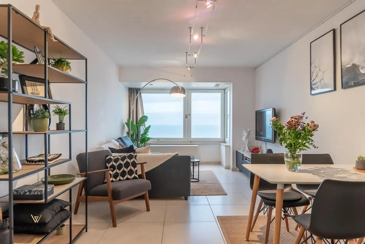 Nice Apartment With Gorgeous Sea Views contacts